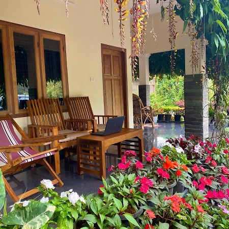 Flower Valley Plantation Homestay Munnar Ngoại thất bức ảnh